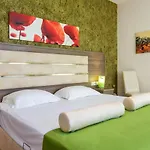 κήπος Ξενοδοχείο με διαμερίσματα 4*