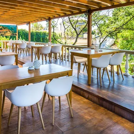 Garden Aparthotel 4*