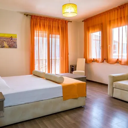 Aparthotel Garden 4*